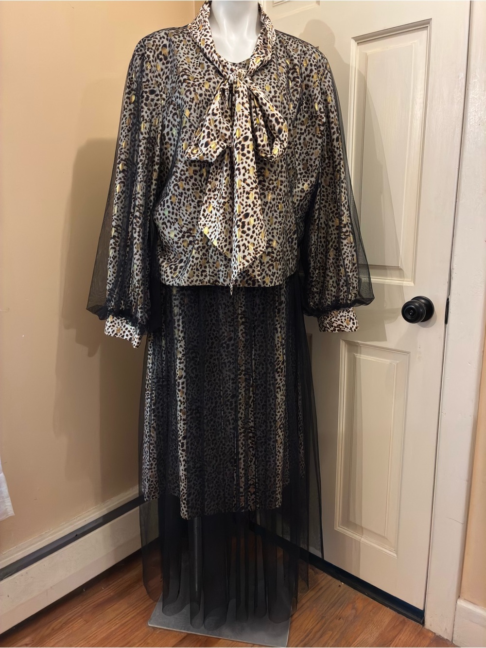 Terramina Leopard Print Mesh Overlay Bow Neck Blouse & Maxi Skirt Size 20